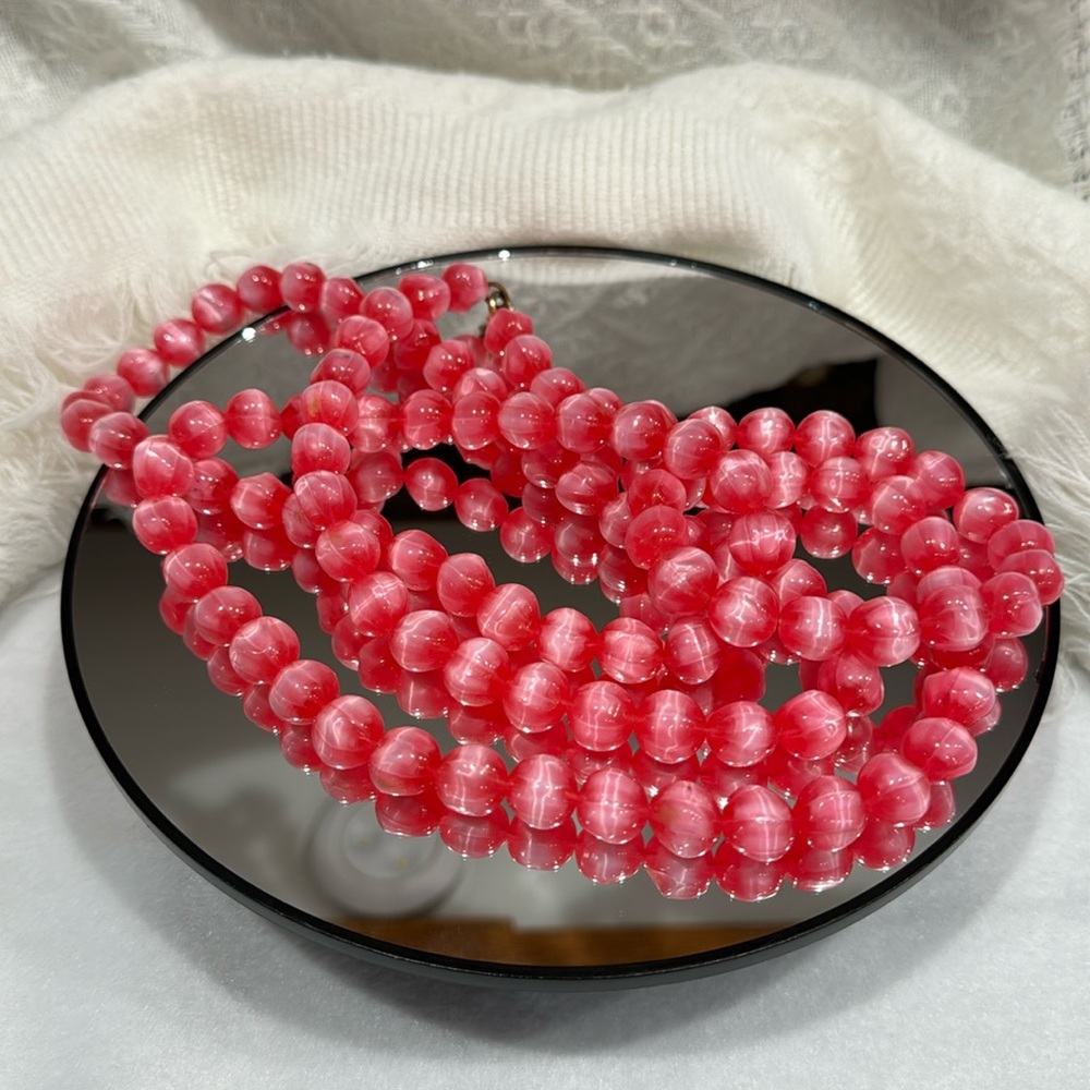 Pink Cats Eye Glass beaded Necklce 26” long EUC